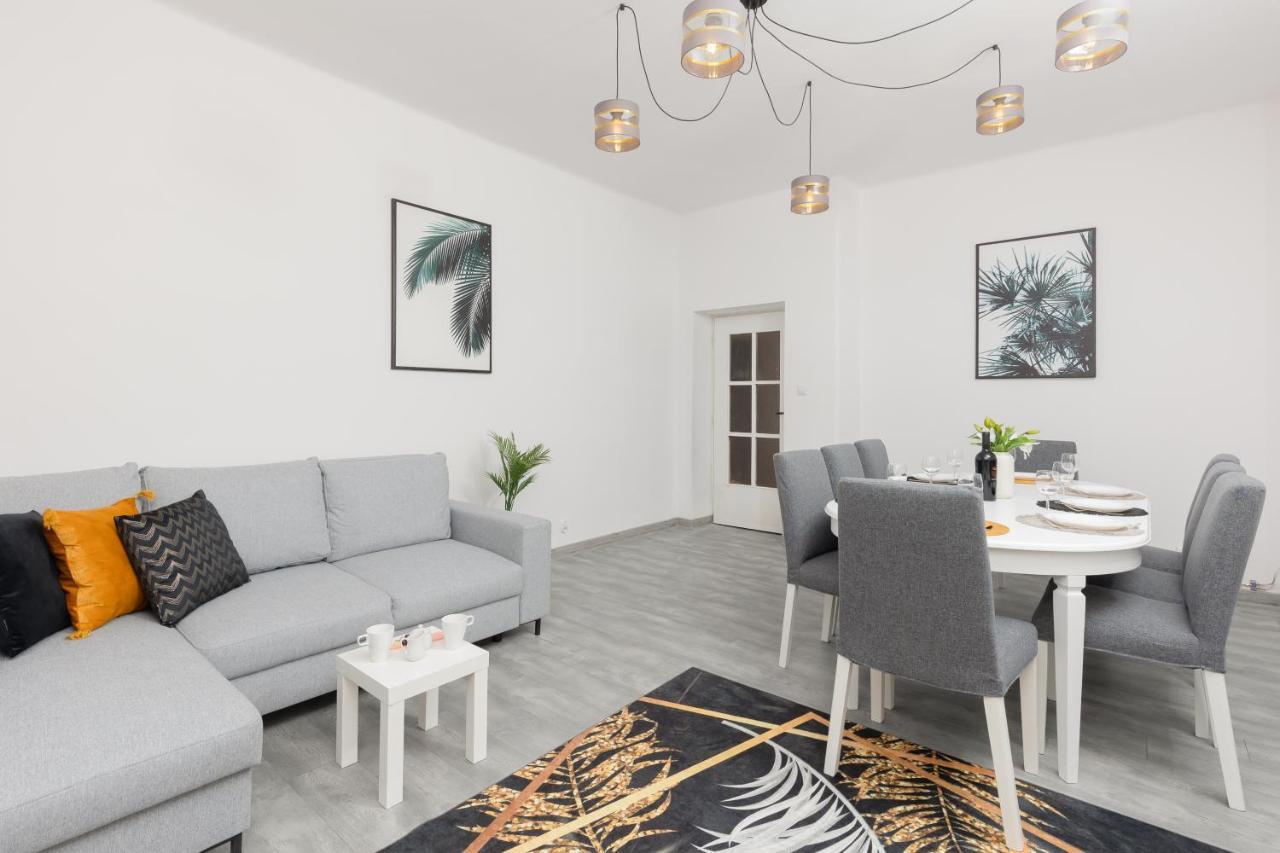 Butas Metro Plac Wilsona Mickiewicza By Renters *