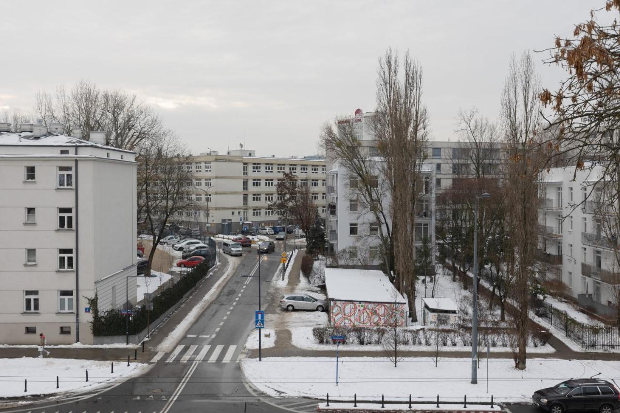 Butas Metro Plac Wilsona Mickiewicza By Renters Warsaw