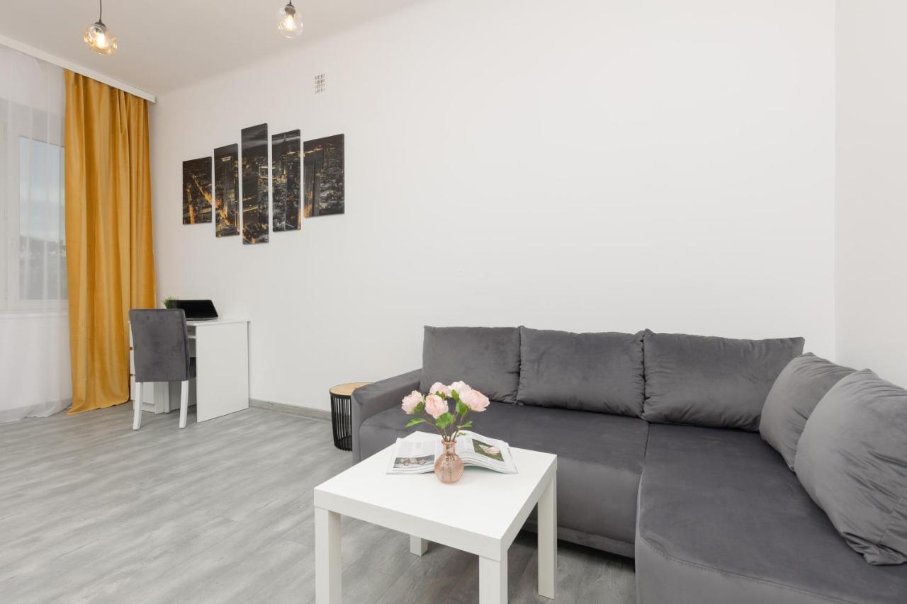 Metro Plac Wilsona Mickiewicza By Renters Butas *