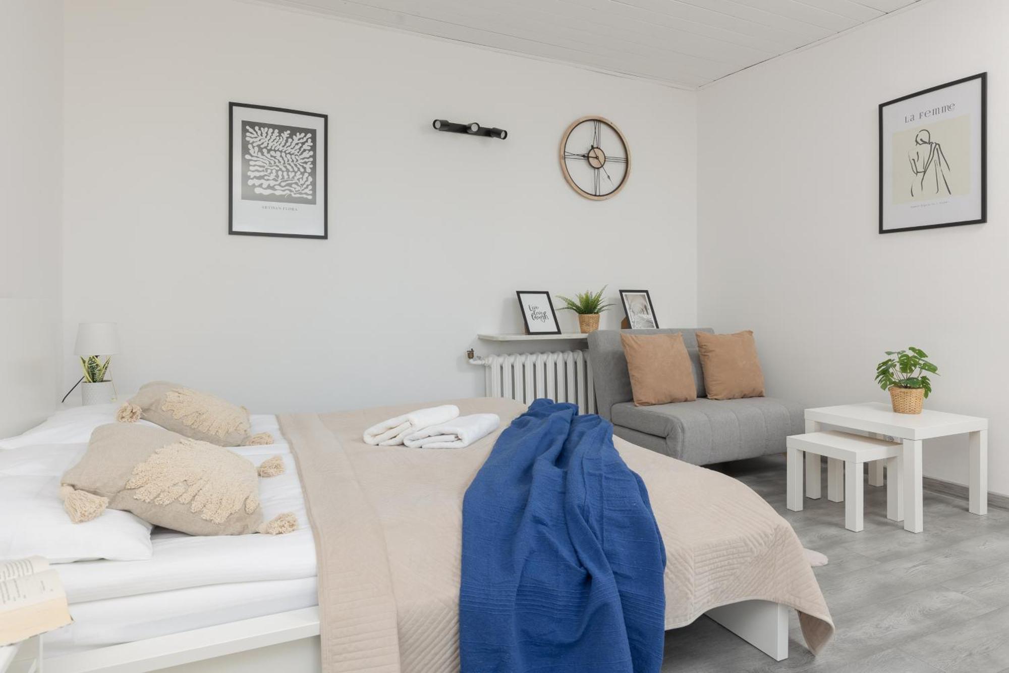 Butas Metro Plac Wilsona Mickiewicza By Renters Warsaw